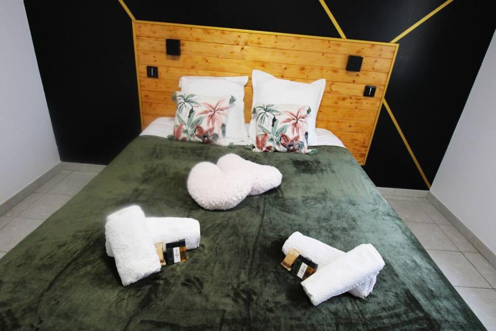 Palais De La Mer Yourhosthelper Apartment อองทีบส์ ภายนอก รูปภาพ