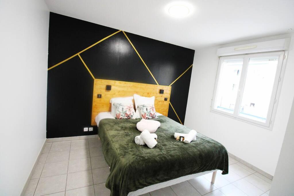 Palais De La Mer Yourhosthelper Apartment อองทีบส์ ภายนอก รูปภาพ