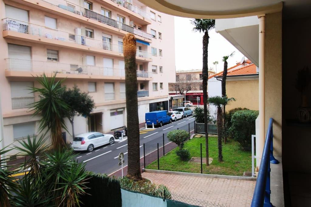 Palais De La Mer Yourhosthelper Apartment อองทีบส์ ภายนอก รูปภาพ